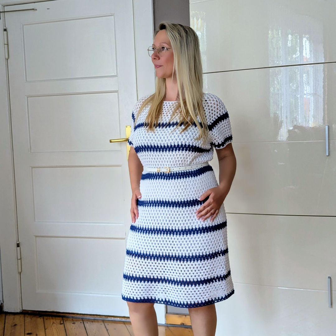 Häkel-Set Kleid "Regenbogenfarben" Gratis-Anleitung + Bobbelgarn