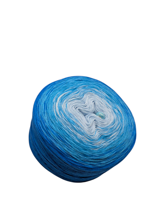 gradient yarn bobbin "Sound of the Sea"