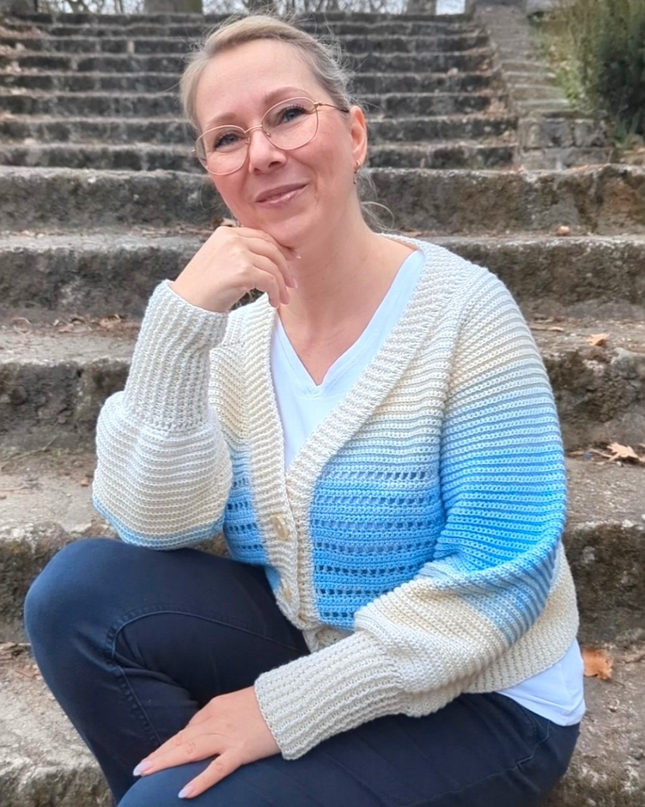 Cleo – Häkeljacke Set | Bobbel + Häkelanleitung gratis