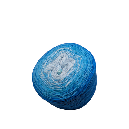gradient yarn bobbin "Sound of the Sea"