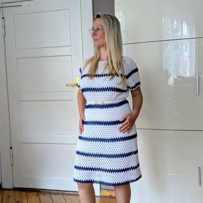 Häkel-Set Kleid "Regenbogenfarben" Gratis-Anleitung + Bobbelgarn